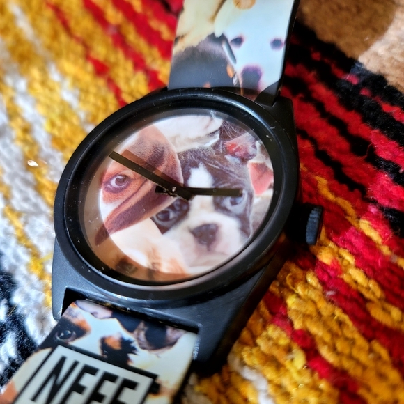 Neff Daily Wild Watch Puppy 2016 - Picture 2 of 3